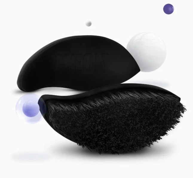 Gyeon Q2 TireBrush - cepillo para limpiar neumáticos ampliado